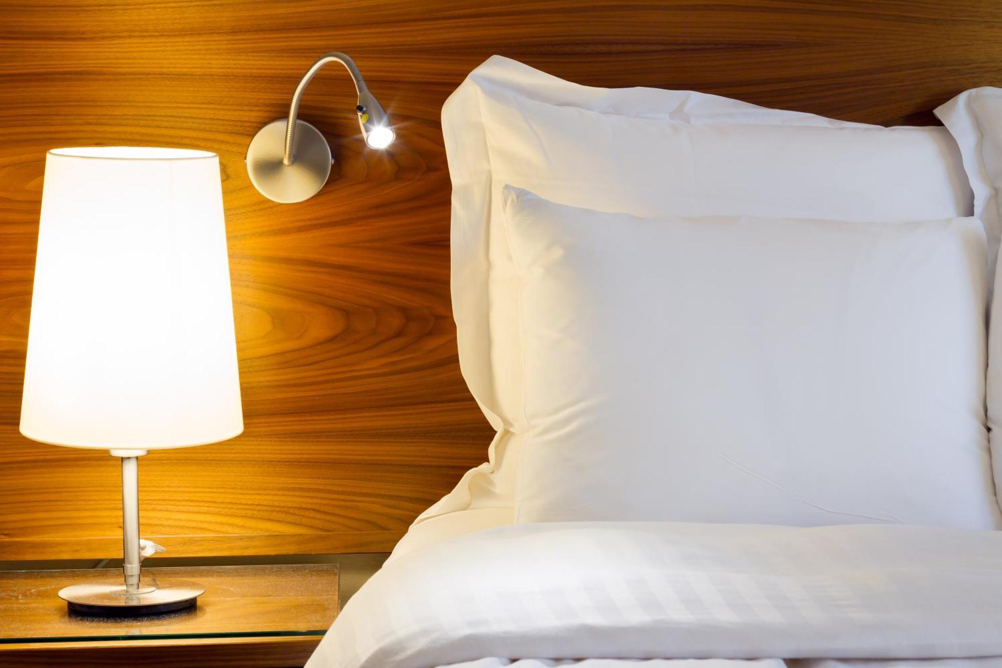Hotel Estelou Sommières Szoba fotó