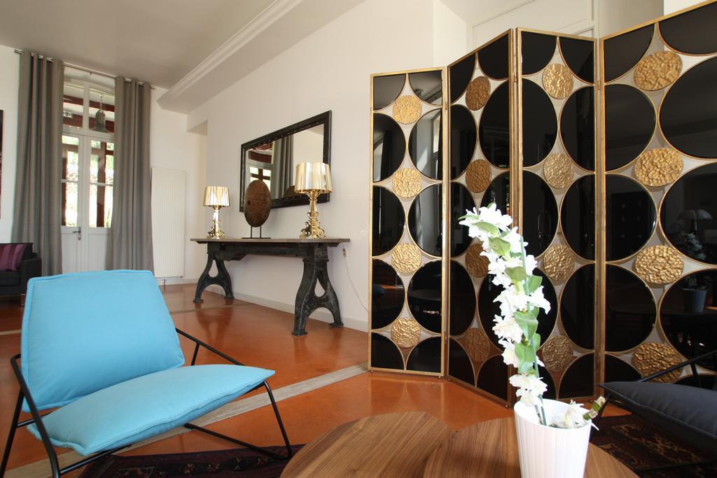 Hotel Estelou Sommières Kültér fotó